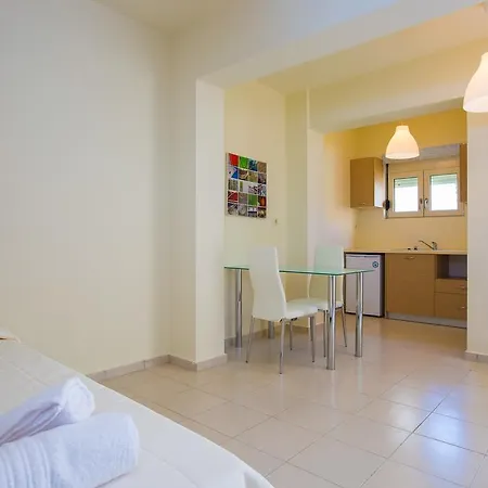 Michaela House , By Thinkvilla Casa de Férias *